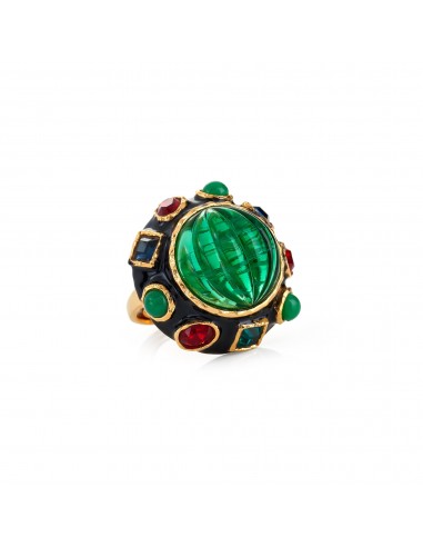 Ribbed Emerald Center Button Ring livraison et retour toujours gratuits