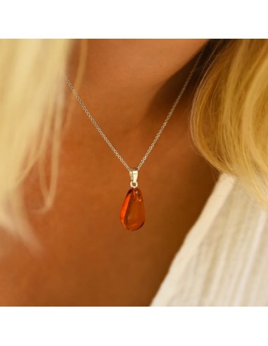 Collier d'Ambre rouge Livraison rapide